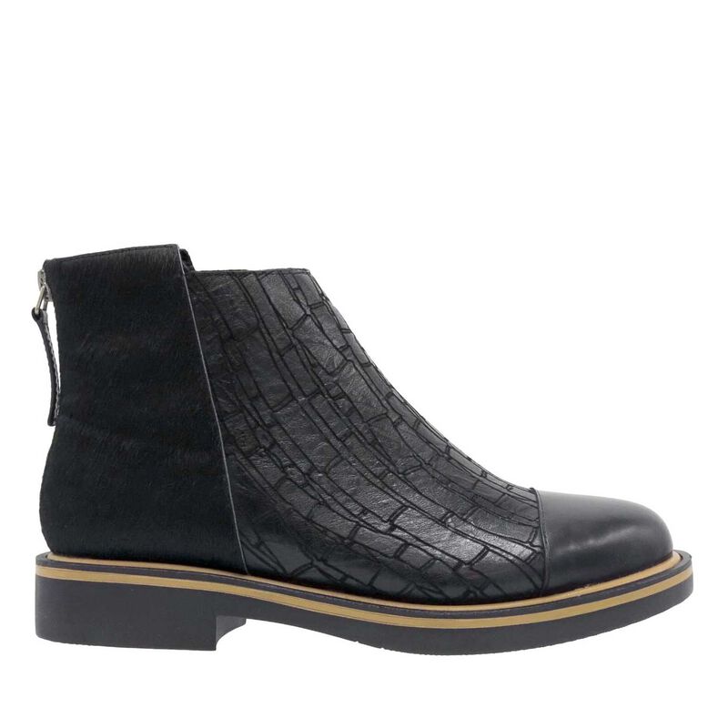 Bresley Duckling Boot image number 0